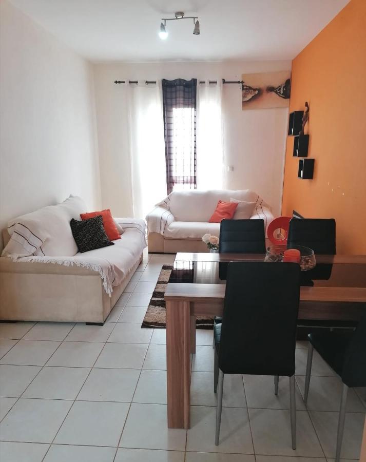 Family Apartment Πράγια Εξωτερικό φωτογραφία